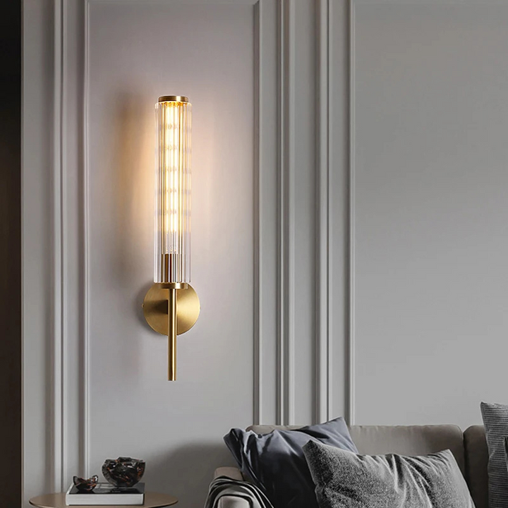 Applique Murale LED Haut de Gamme en Laiton Doré et Verre Strié